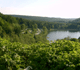 Blick vom Staudamm auf das Ausgleichsbecken des Sösestausees